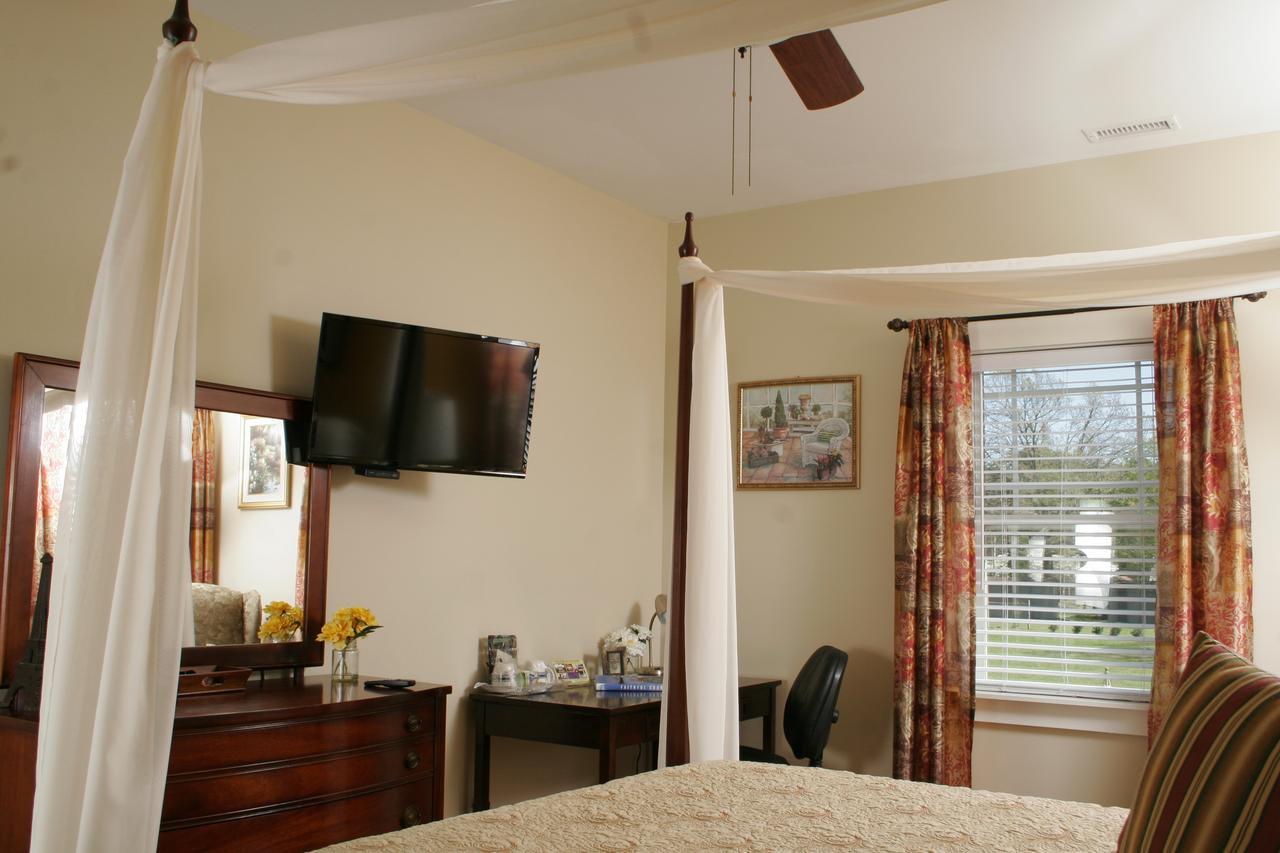 Seven Oaks Bed & Breakfast High Point Bagian luar foto